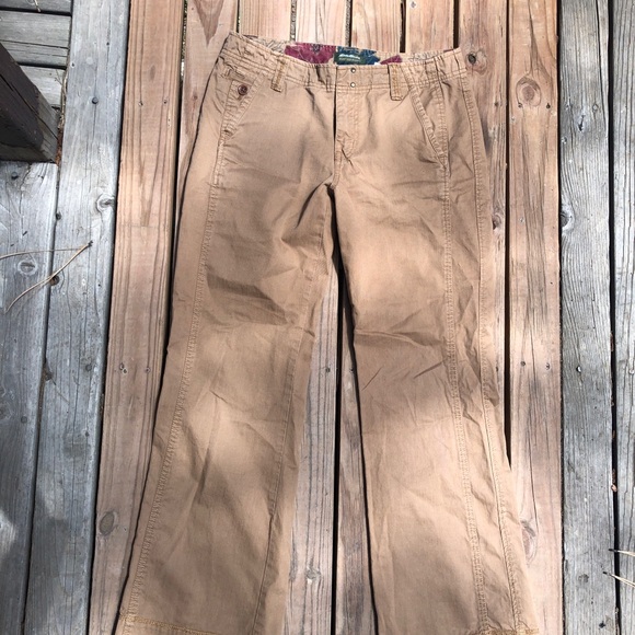 Eddie Bauer Women’s Dark Khaki Pants Straight Leg Mid-Rise Dark Tan - Picture 6 of 7